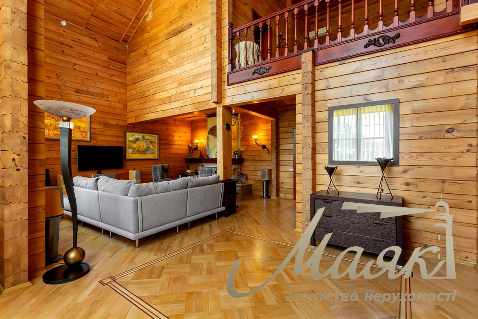 Оренда будинку 250м2 в с. Романків вул. Центральна