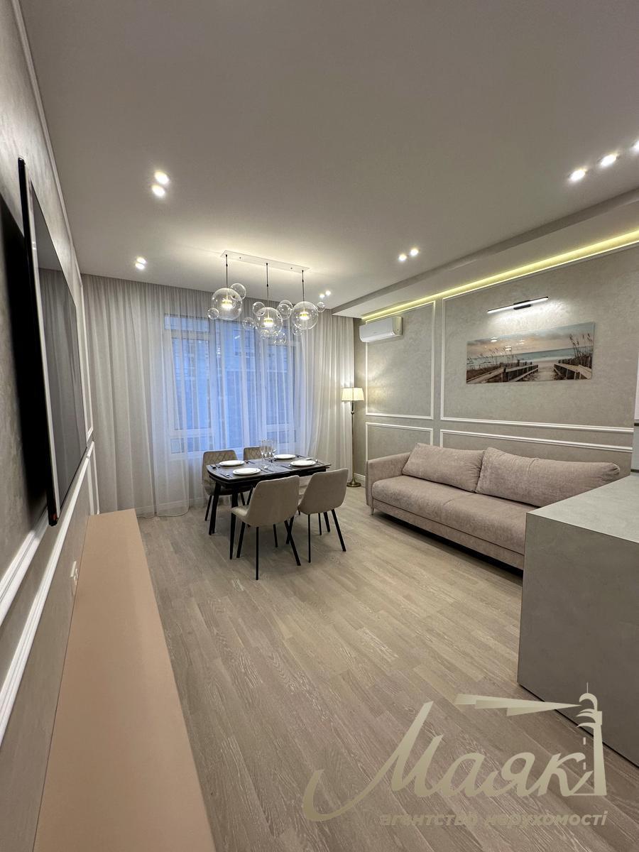 Продаж 3-х кімнатної квартири в ЖК Бульвар Фонтанів Саперне Поле вул., 5