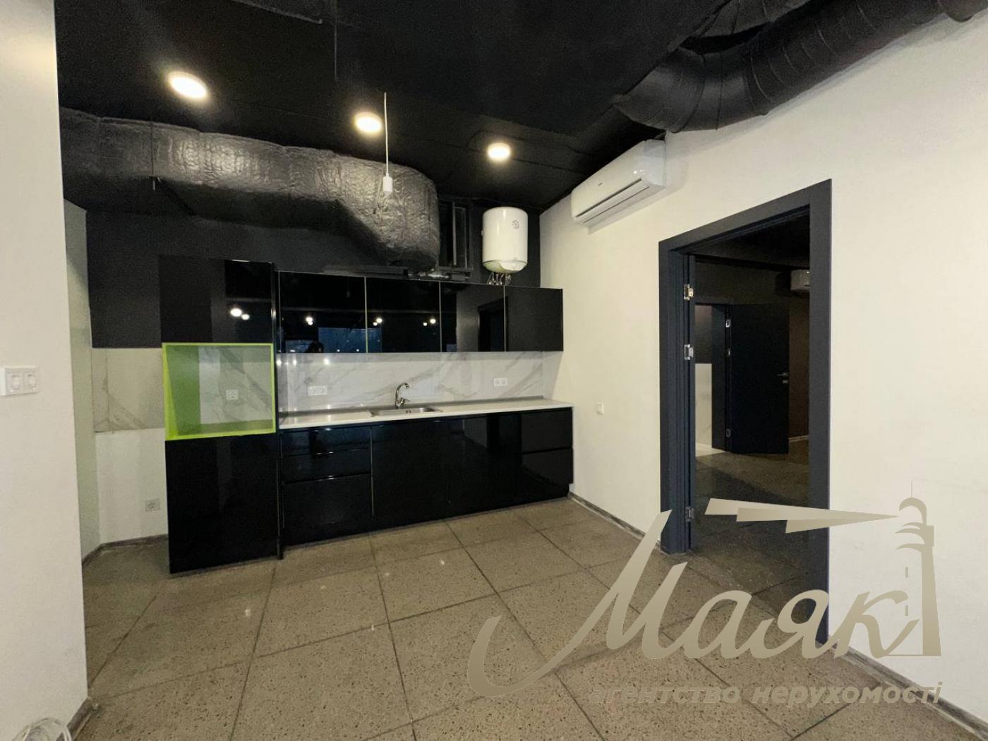 Sale of facade premises in residential complex French Quarter 2, Predslavinskaya St., Center, Kyiv
