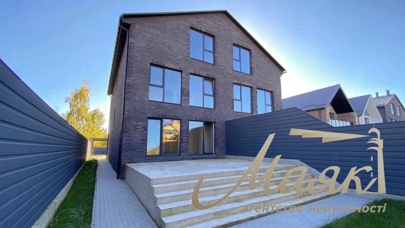 Sale duplex 240m2 with bomb shelter, Solomyanskiy district, Zhulyany, Kiev