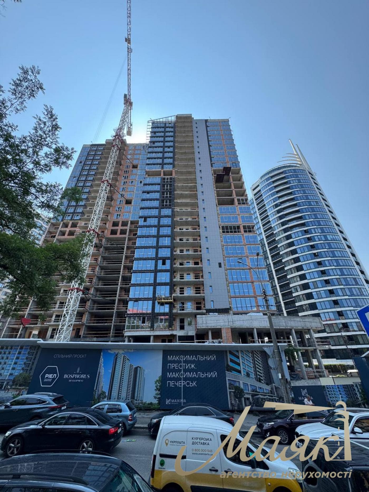 Продаж 4-кімнатної квартири площею 191 м², пентхаус, ЖК «Максима»