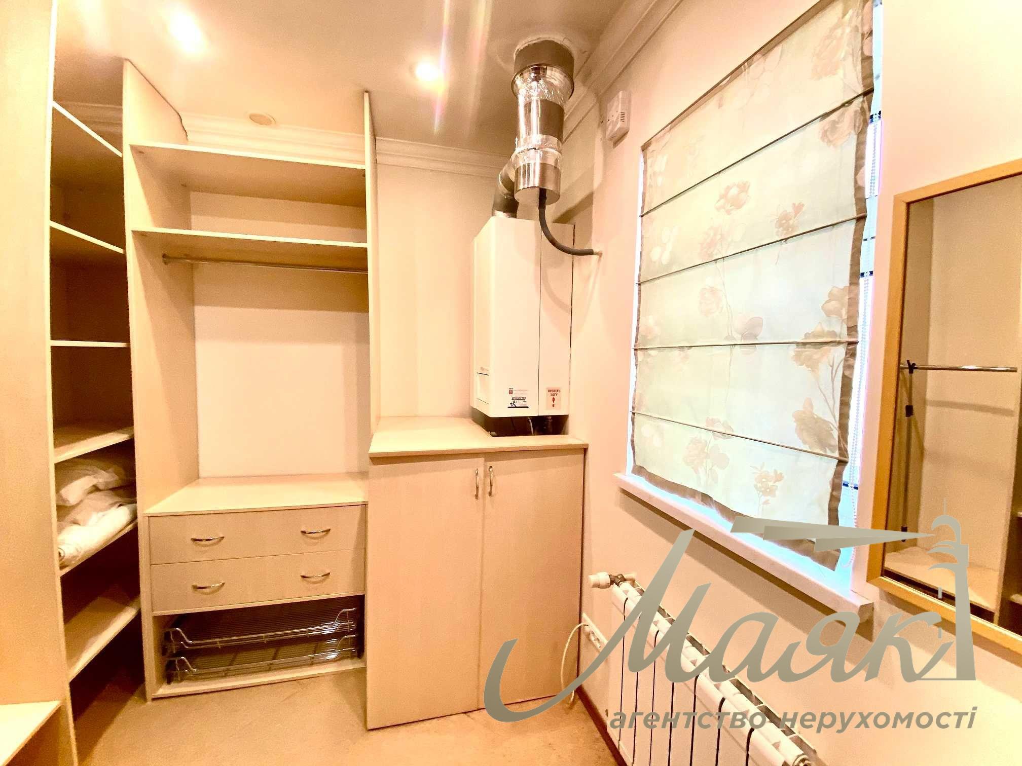 Оренда 4-кімнатної квартири, Михайлівська Площа, Центр, Київ