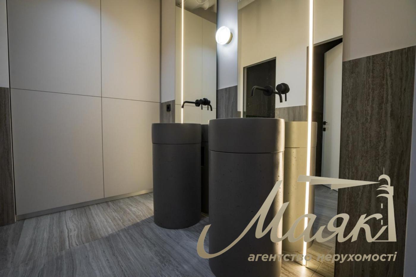 Оренда офісу ЖК Ярославів Град, вул. Бульварно-Кудрявська