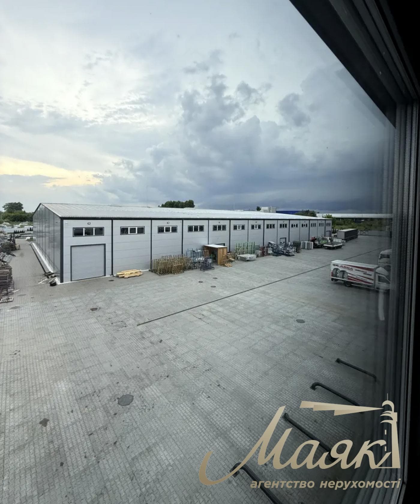 Оренда нового складського приміщення (1296 м²) у Борисполі