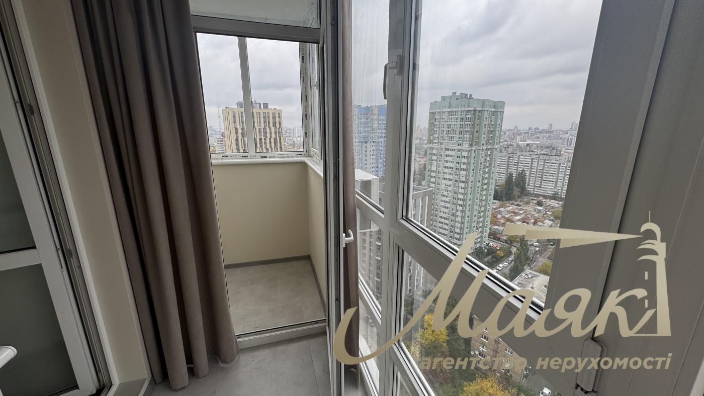 Rent 2-bedroom apartment 70 m2 in LCD Alexandria, Solomenka