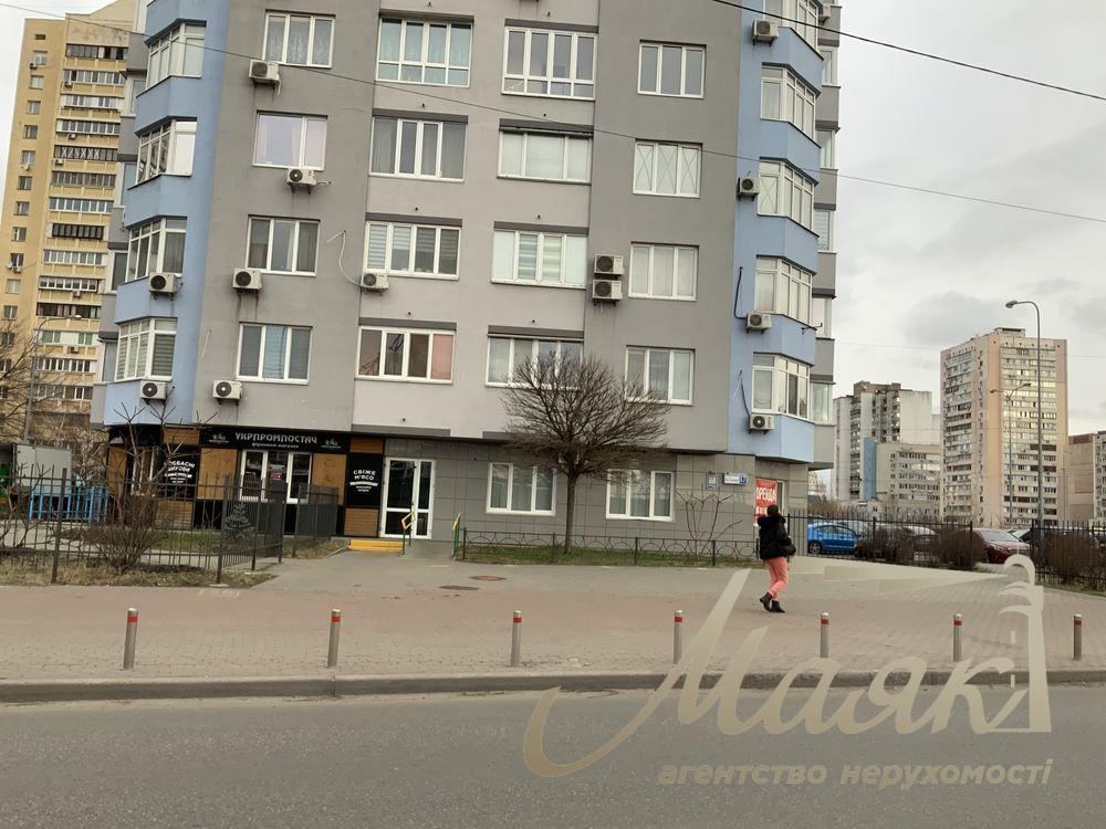 Rent of premises 89 m2 on Grigorenka street 17, Osokorki.