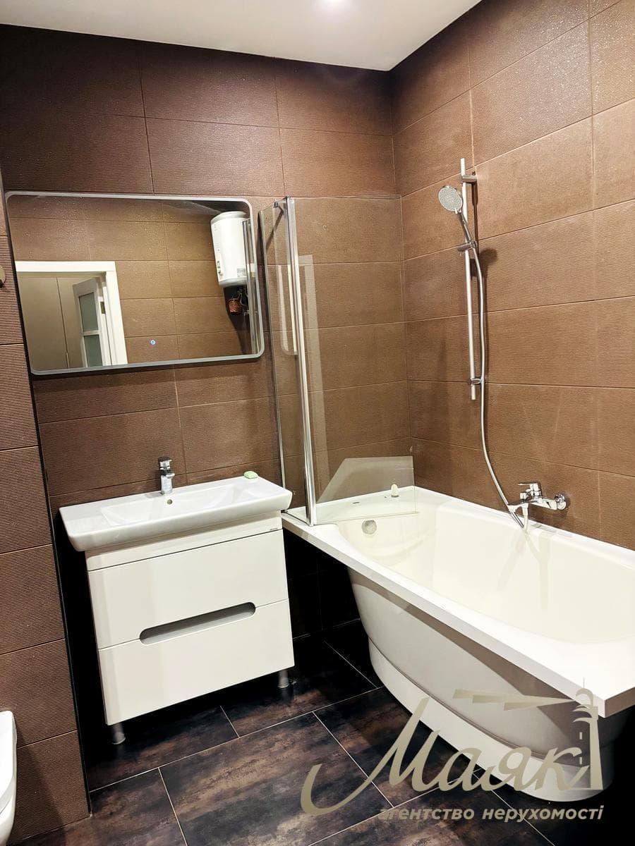 Rent 1-bedroom apartment in Residential Complex Boulevard of Fountains, 60m², Pecherskiy district, Kyiv