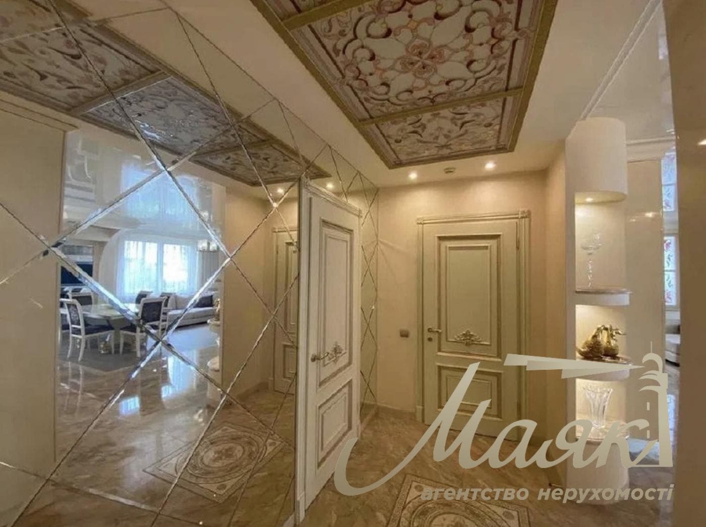 Two-room apartment for sale in the Park Avenue residential complex, 62 Goloseevsky Ave.