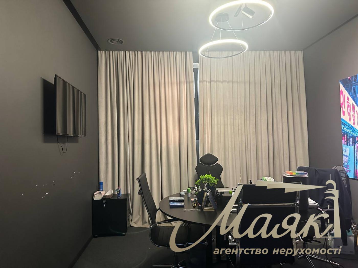 Оренда офісу 680м2 в ЖК Нью Йорк по вул.Антоновича 74, Олімпійська