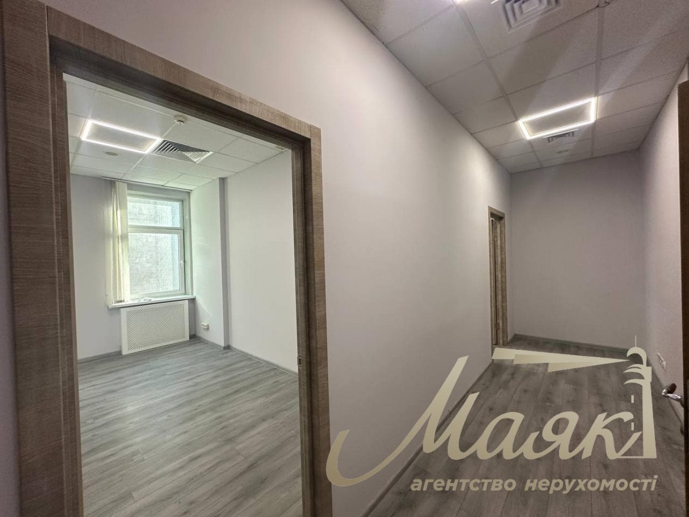 Оренда офісу площею 500 м² на провулку Крестовому, 2, Арсенальна.