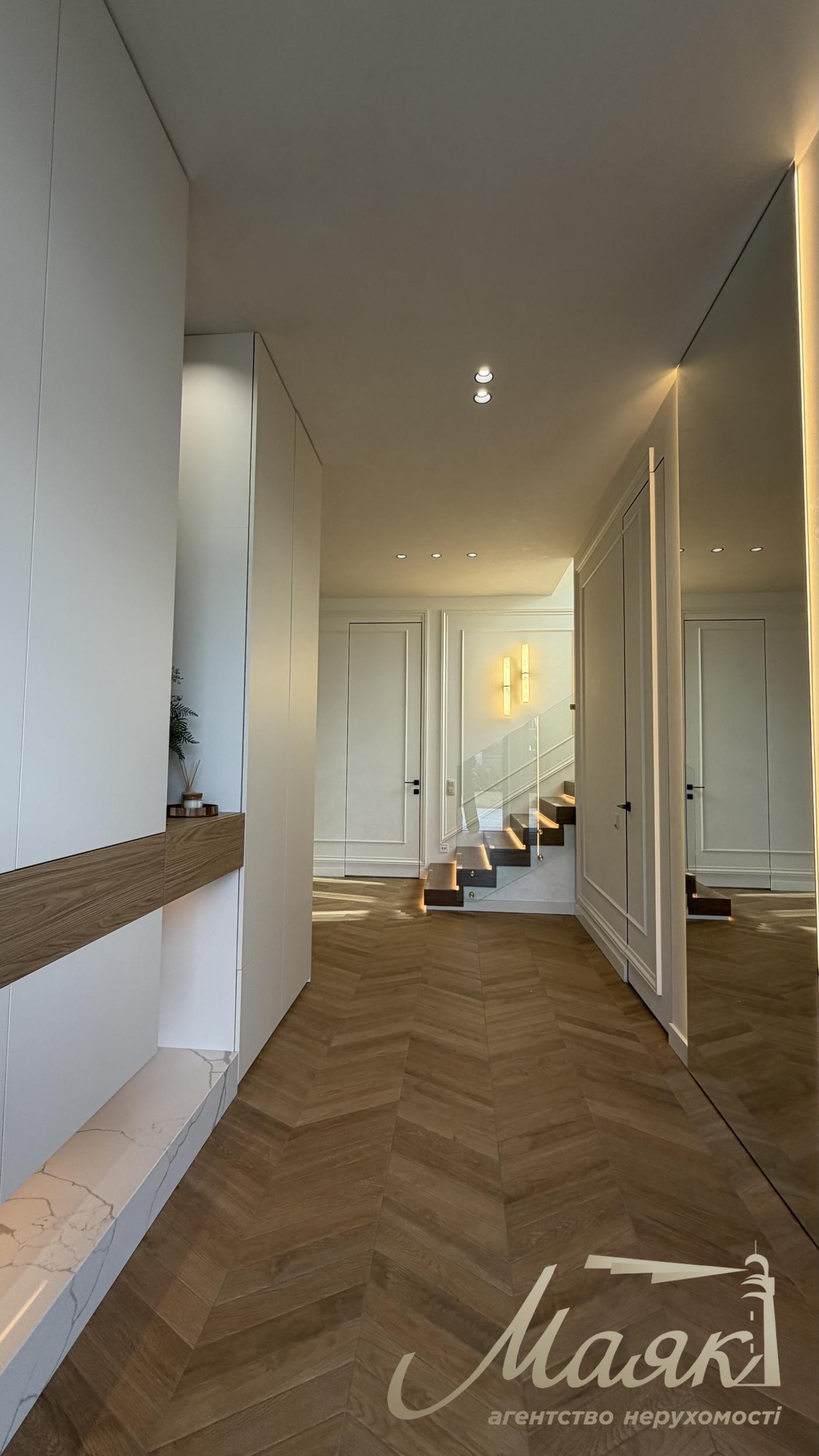 Продаж 2-х поверхового будинку 246м2, Ходосівка