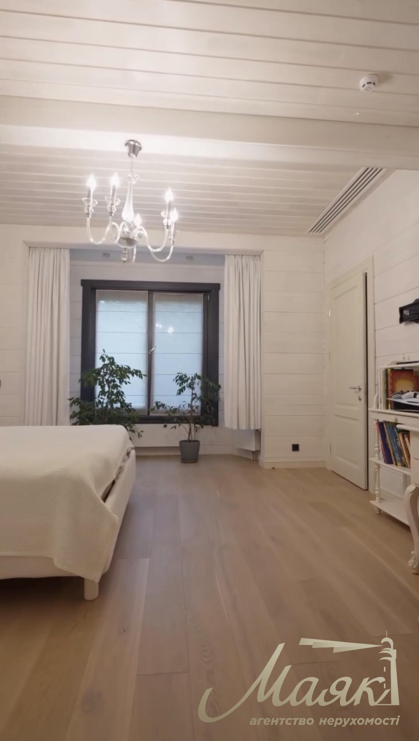 Продажа стильного 5-комнатного дома 377 м² в хуторе Мриги, Конча-Заспа, Голосеевский район Киева