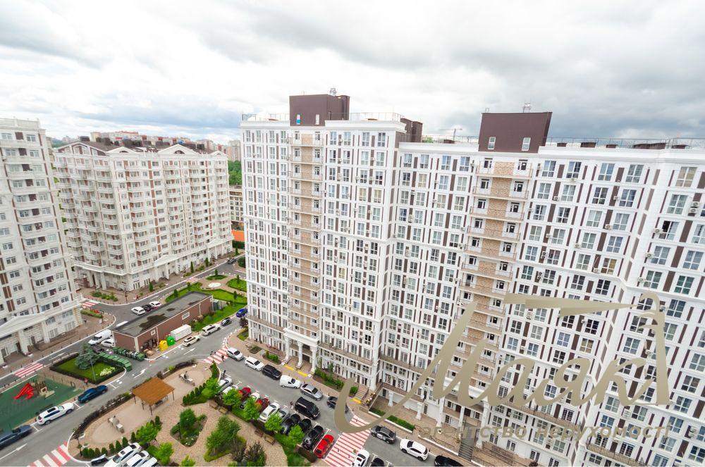 Оренда 2-х рівневого офісу в ЖК Нова Англія, Васильківська.