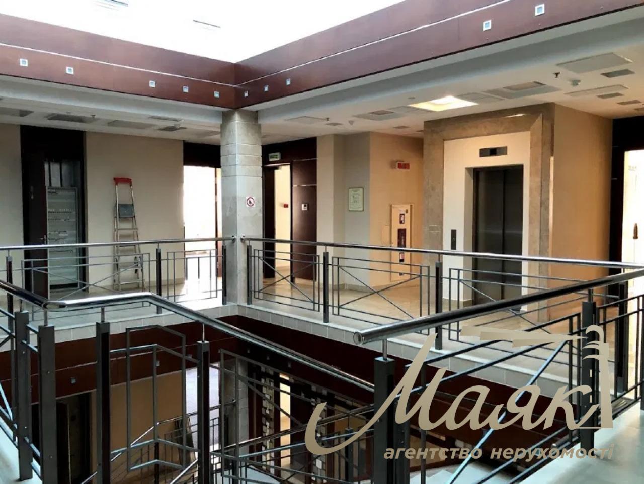 Rent of a building on Pechersk, Nemirovich Danchenko St.