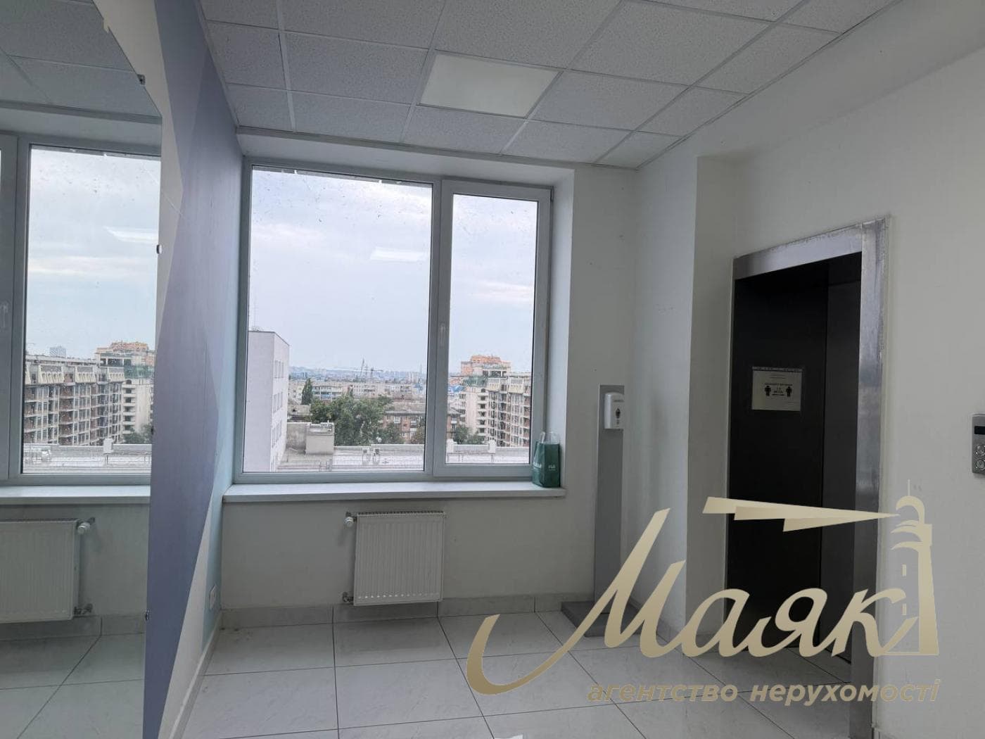 Оренда офісу площею 750 м² у бізнес-центрі «Доміно», вул. Нижній Вал, 51, Поділ.