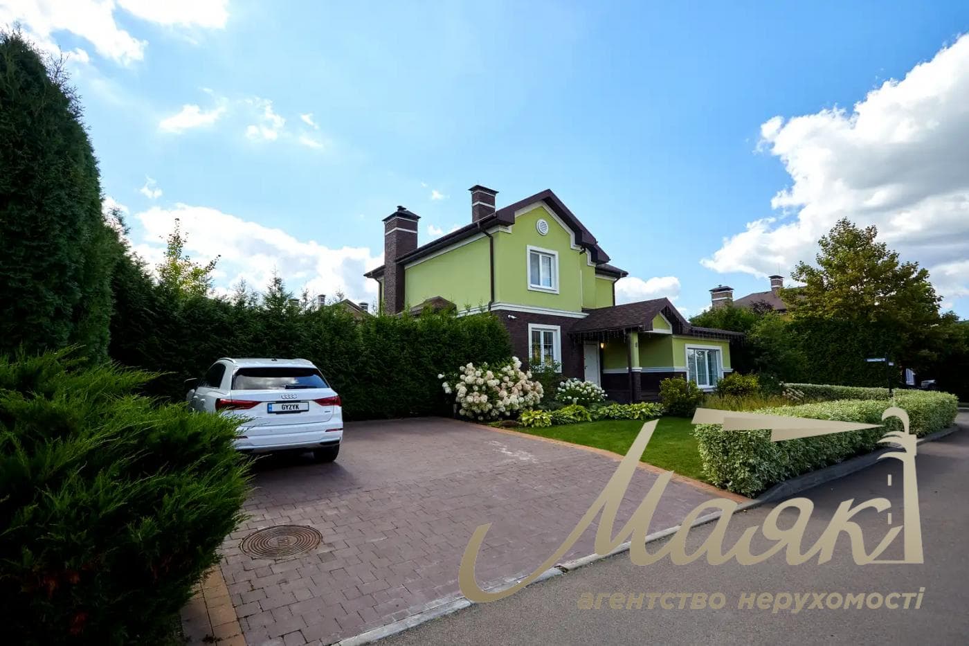 Оренда будинку площею 220 м² у котеджному містечку Green Hills, с. Віта-Поштова