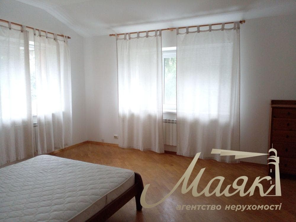 House for rent 300m2, Goloseevsky district, Kyiv, 3 minutes to the subway