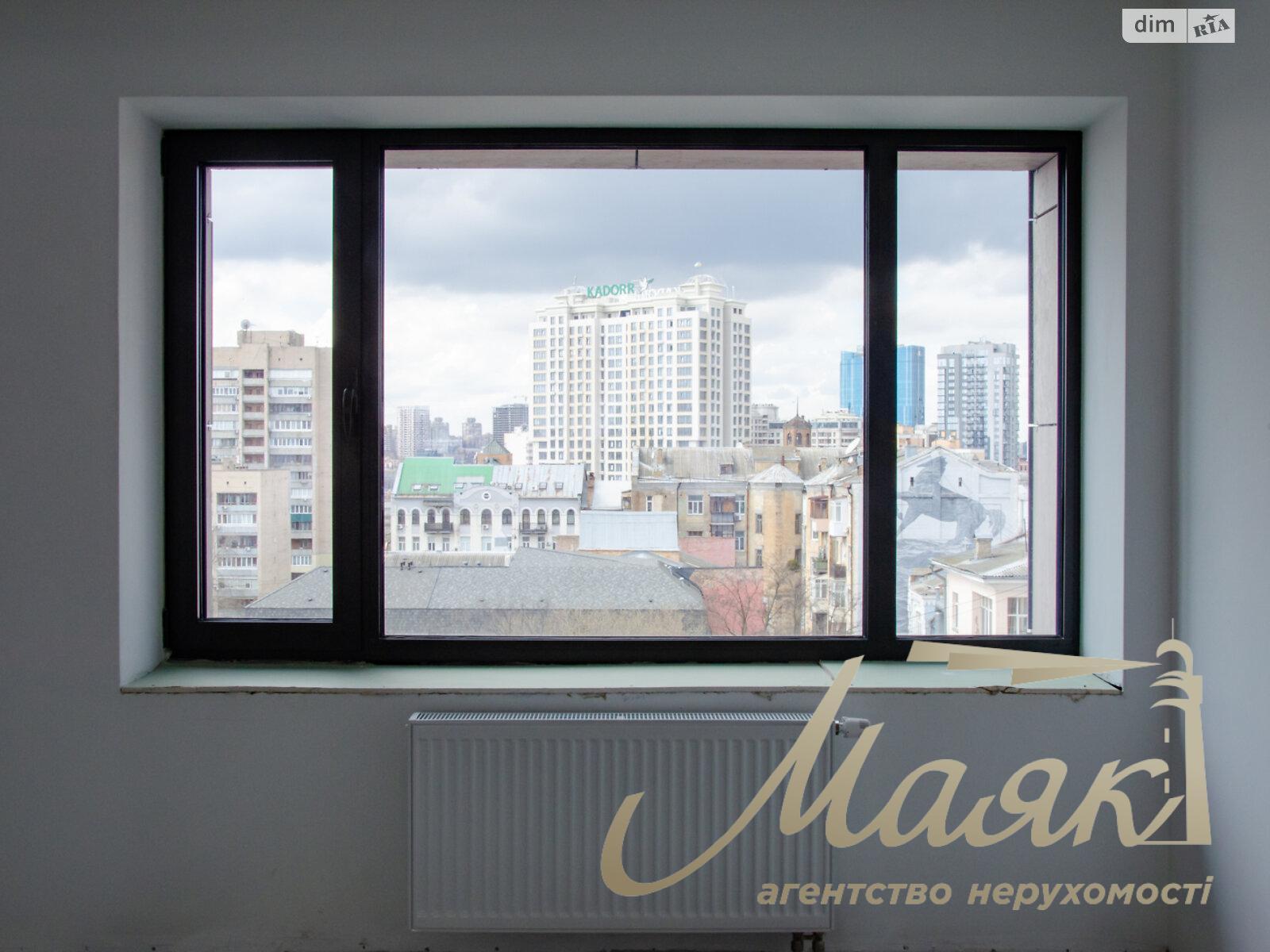 Office for rent 2109m2 on Saksaganskogo street 53/80, Center