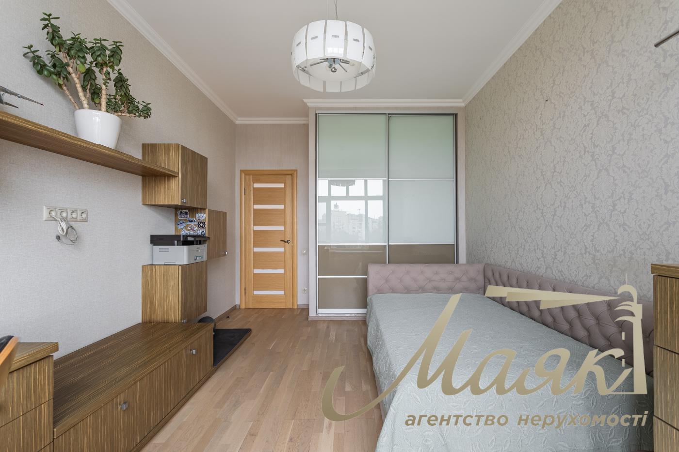 Продажа  Квартира  86,4 м2 ЖК Golden Park  Шевченковский район. Парково-Сырецкая, Сырец, Киев