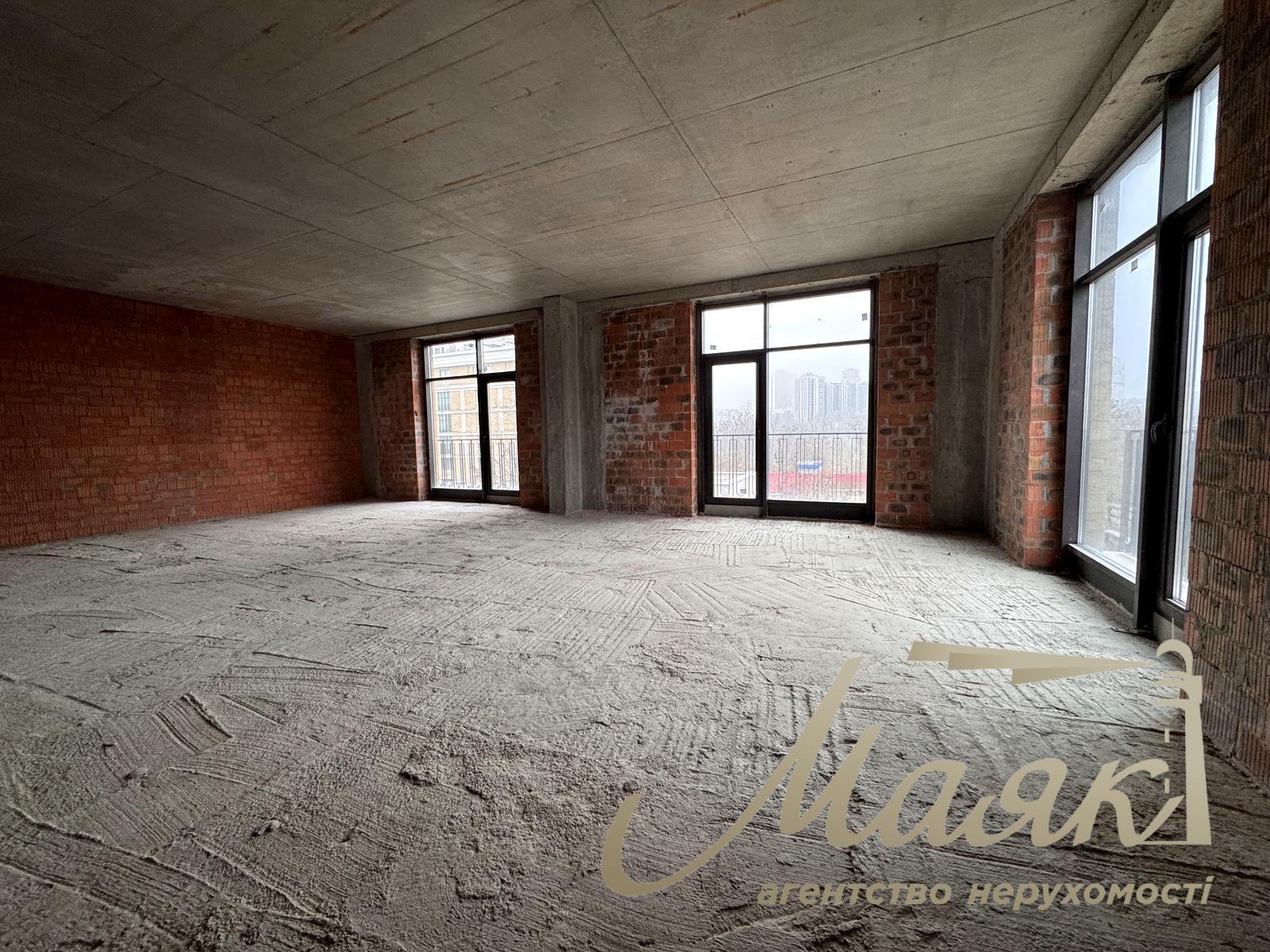 Продажа квартиры без ремонта 109 кв.м. в ЖК Liberty Residence