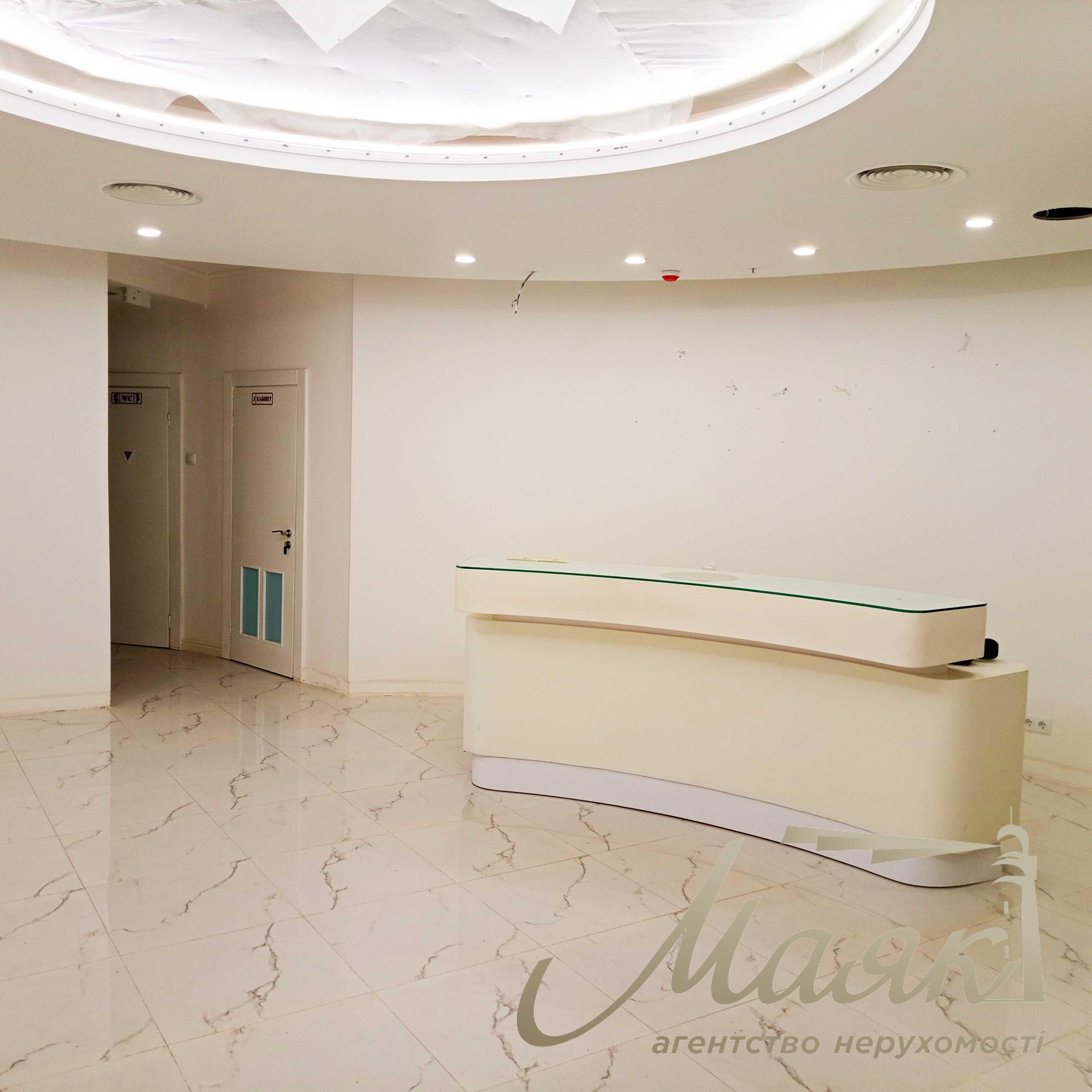 Оренда комерційного приміщення по вул.Назарівська 7-Б, Університет.