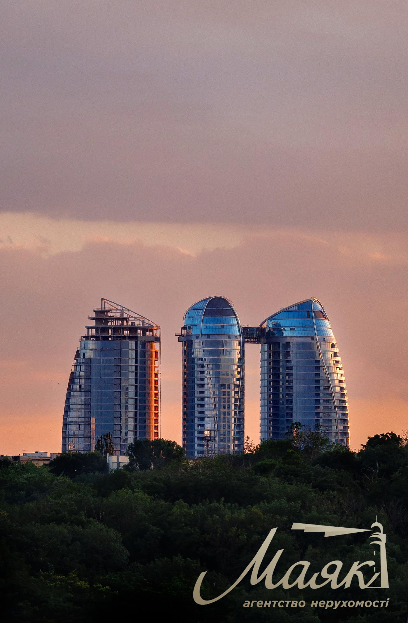 Продажа коммерческого помещения под офис 109 кв.м в ЖК Taryan Towers, Печерск