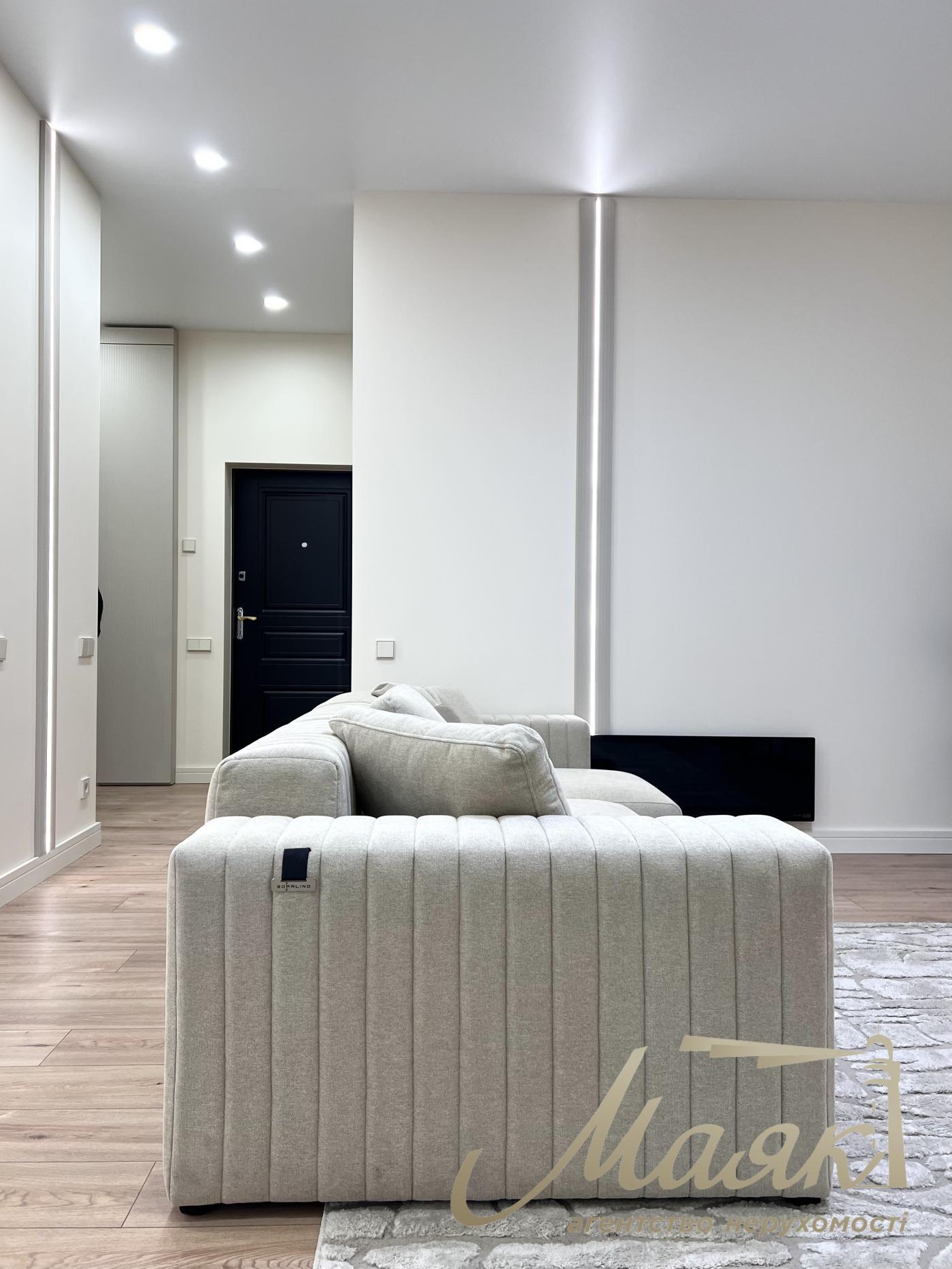 Продажа 2-комнатной квартиры 65м2,ЖК «Владимирский», ул. Антоновича, 109