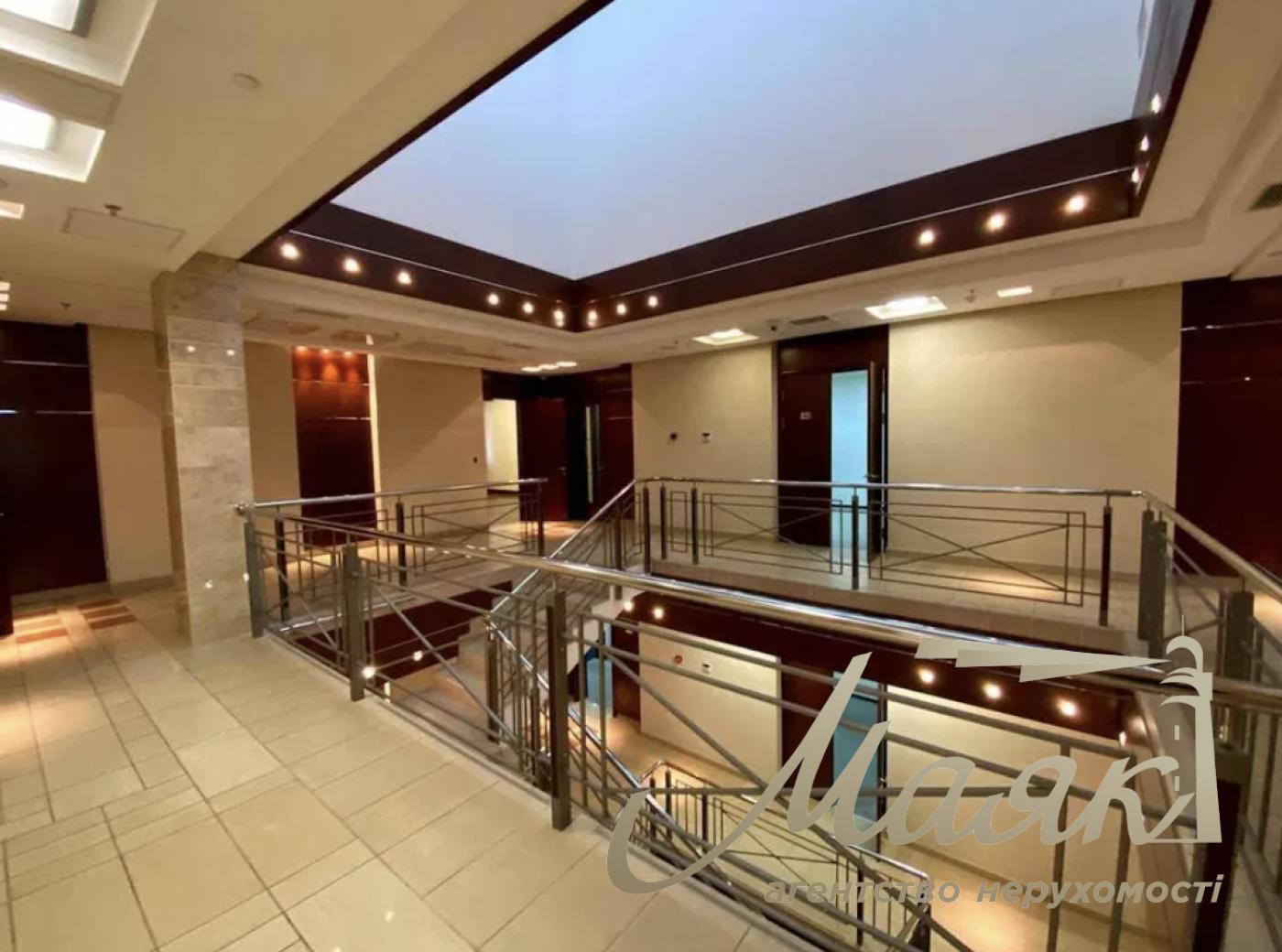 Rent of a building on Pechersk, Nemirovich Danchenko St.
