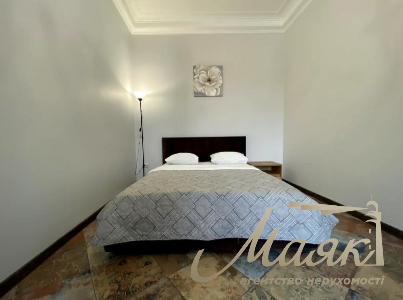 Оренда 3х кімнатної квартири, вул. Софіївська1, Майдан Незалежності