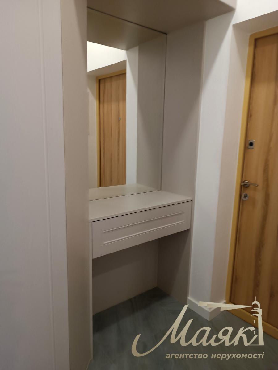 Продажа 2х-комнатной квартиры 68м2 в ЖК Новопечерские липки, Драгомирова/Верхогляда 11-В, Печерский, Киев