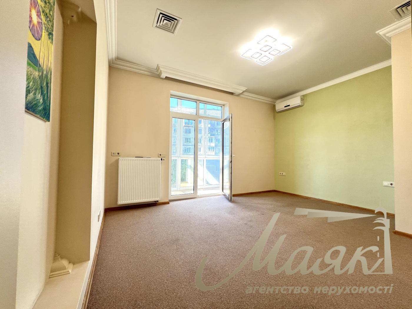 Office for rent 180m2, Ivan Mazepa street 16