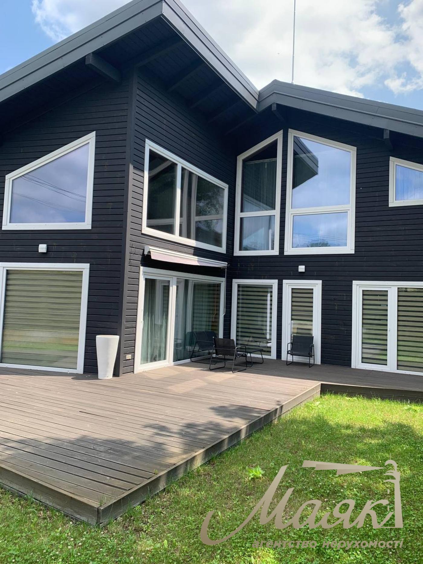 House for rent in Lesniki village near the prestigious Equides Club and Golf Club