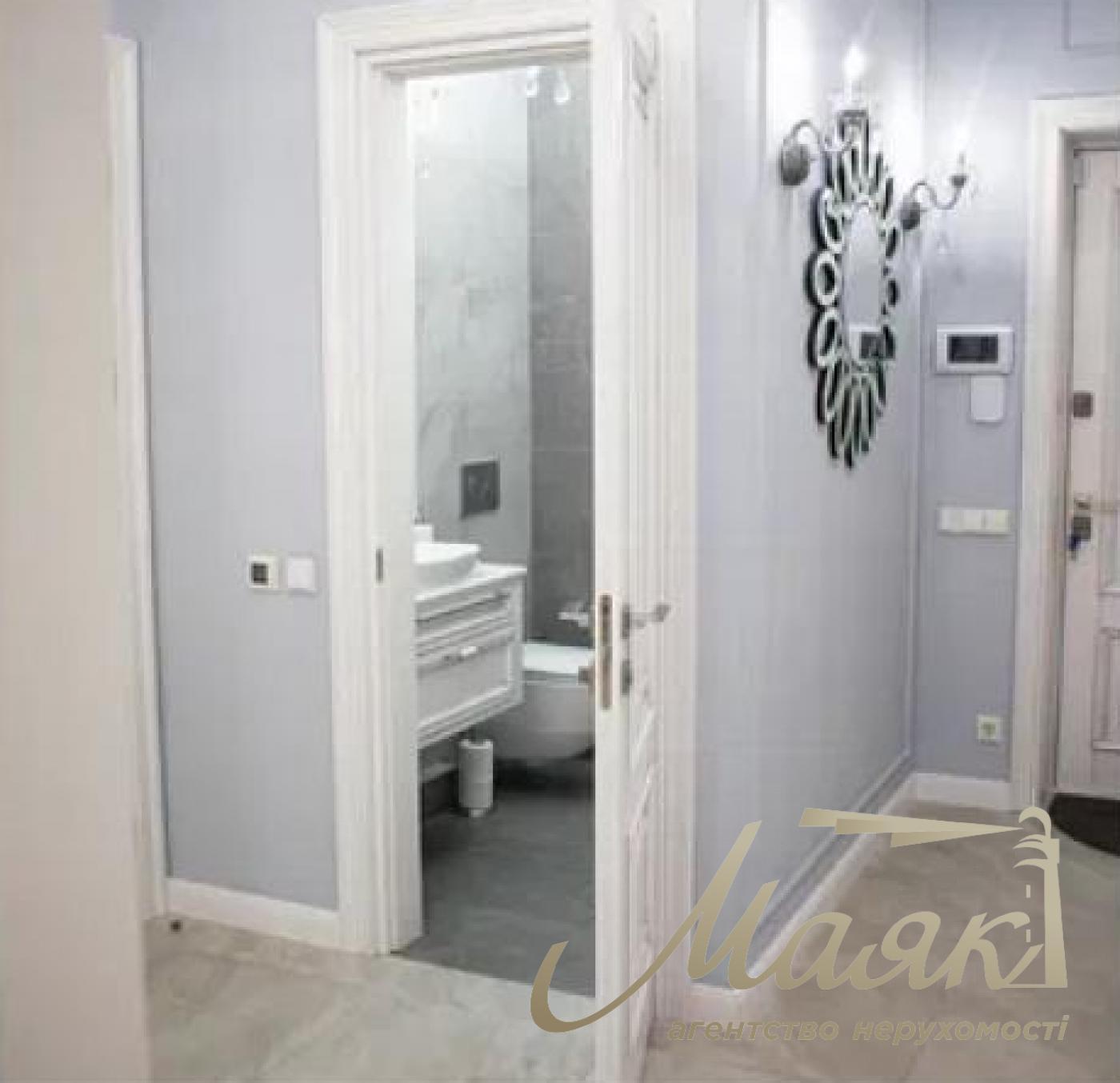 Продаж 4к квартири провулок Лабораторний, Печерськ