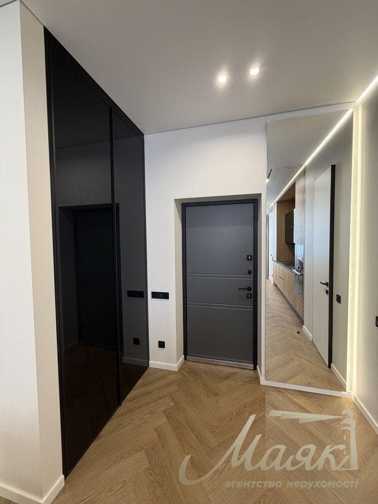 Продаж 1-кімнатної квартири в ЖК Delmar (57 м) на вулиці Верхогляда, 14А, Печерський район