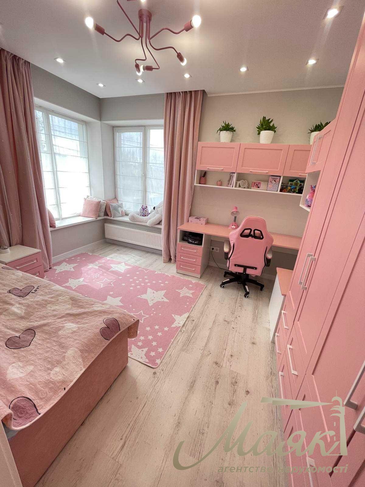 Продаж дуплексу з ремонтом 163 кв.м. село Гатне, Київська обл.