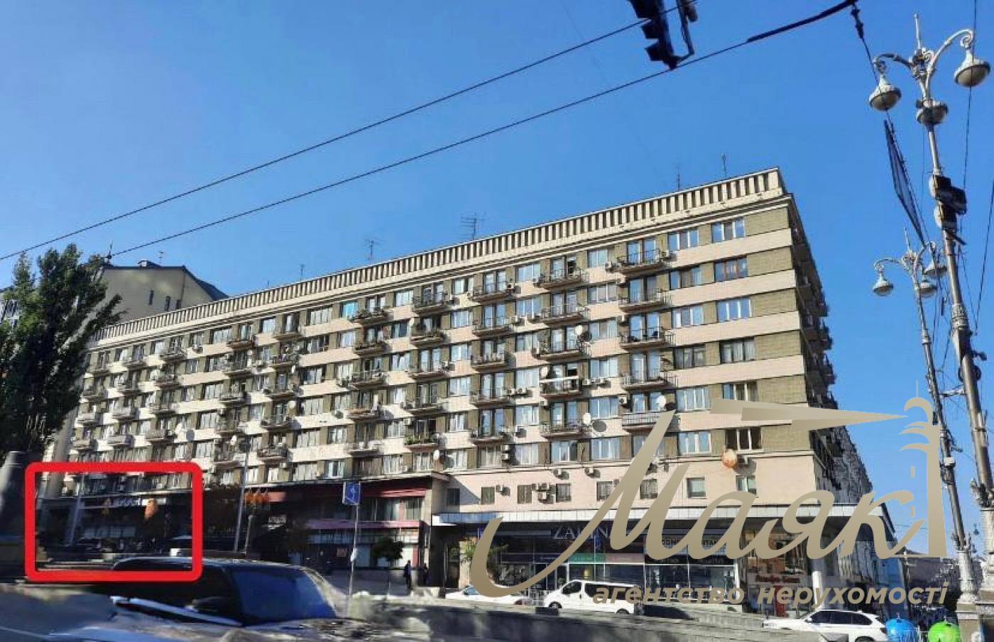 Аренда фасадного помещения 300м2. бул. Тараса Шевченка Бессарабка,