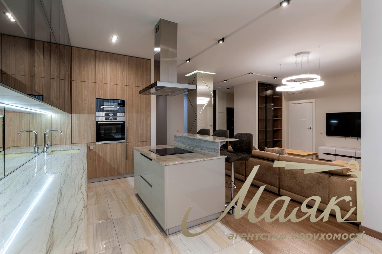 Оренда 4-х кімнатна квартира в ЖК Новопечерські Липки, Печерський район.