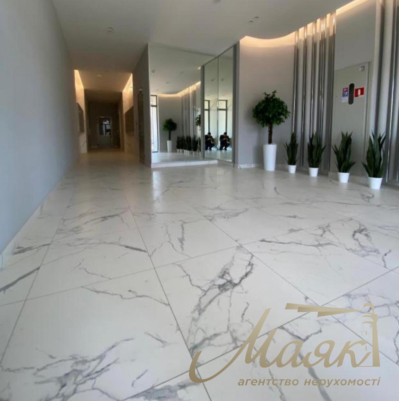 Продаж видової 3к квартири в ЖК "Ріверстоун", Дніпровська Набережна