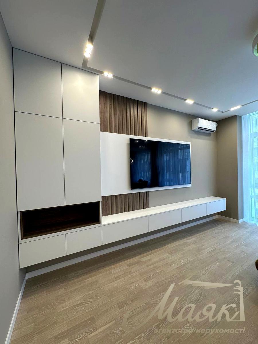 Продаж 3-х кімнатної квартири в ЖК Бульвар Фонтанів Саперне Поле вул., 5