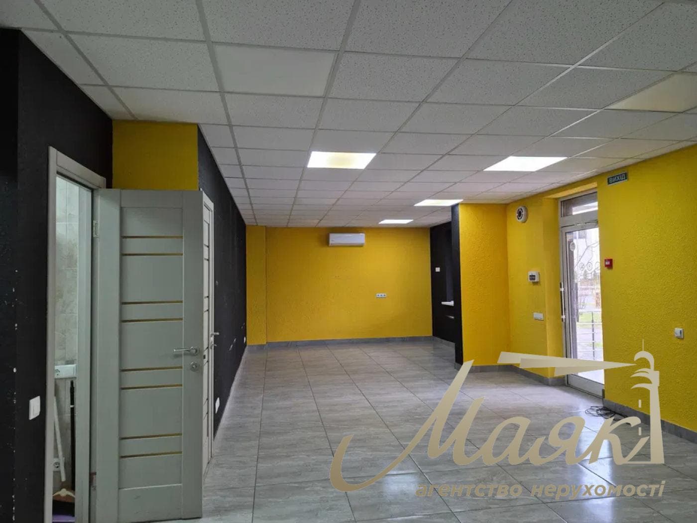 Аренда фасадного помещения 63м2 в ЖК Нивки Парк, пр.Берестейский 67-Г.
