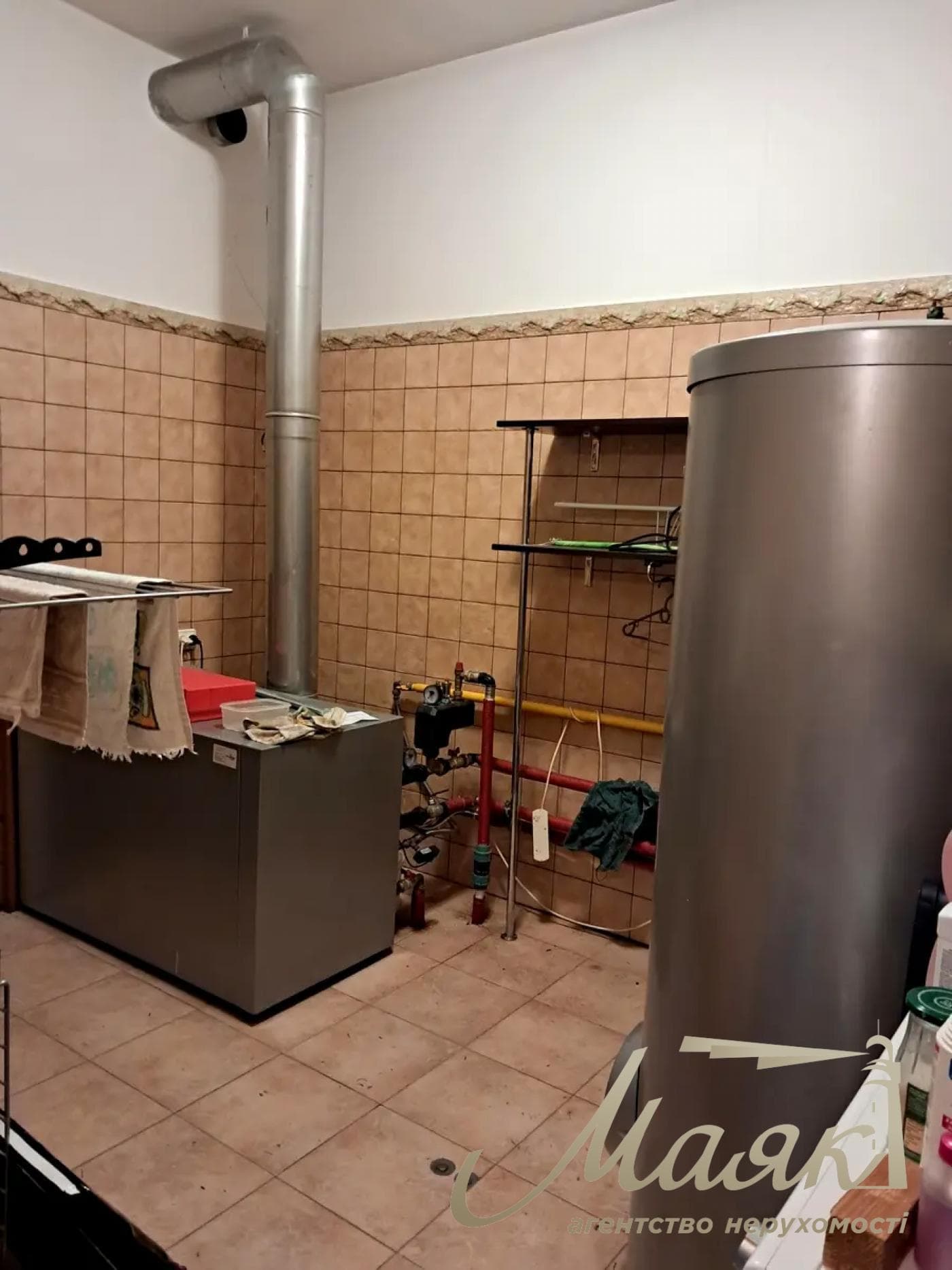 Оренда будинку/резиденції площею 420 м² у Старих Безрадичах, вул. Підгірна, перша здача, Обухівський напрямок, Київська область.