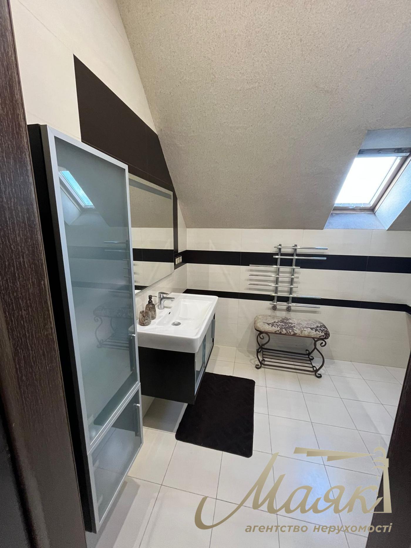 Rent a house 150m2 with garage 100m2 Sofievska Borschagivka