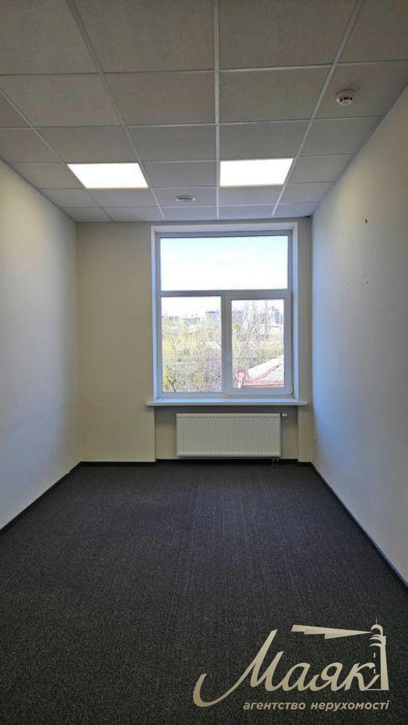 Office for rent 370 sq.m. sq.m. Mykhnovskyi Boulevard/Druzhbyba Narodiv, Pechersk