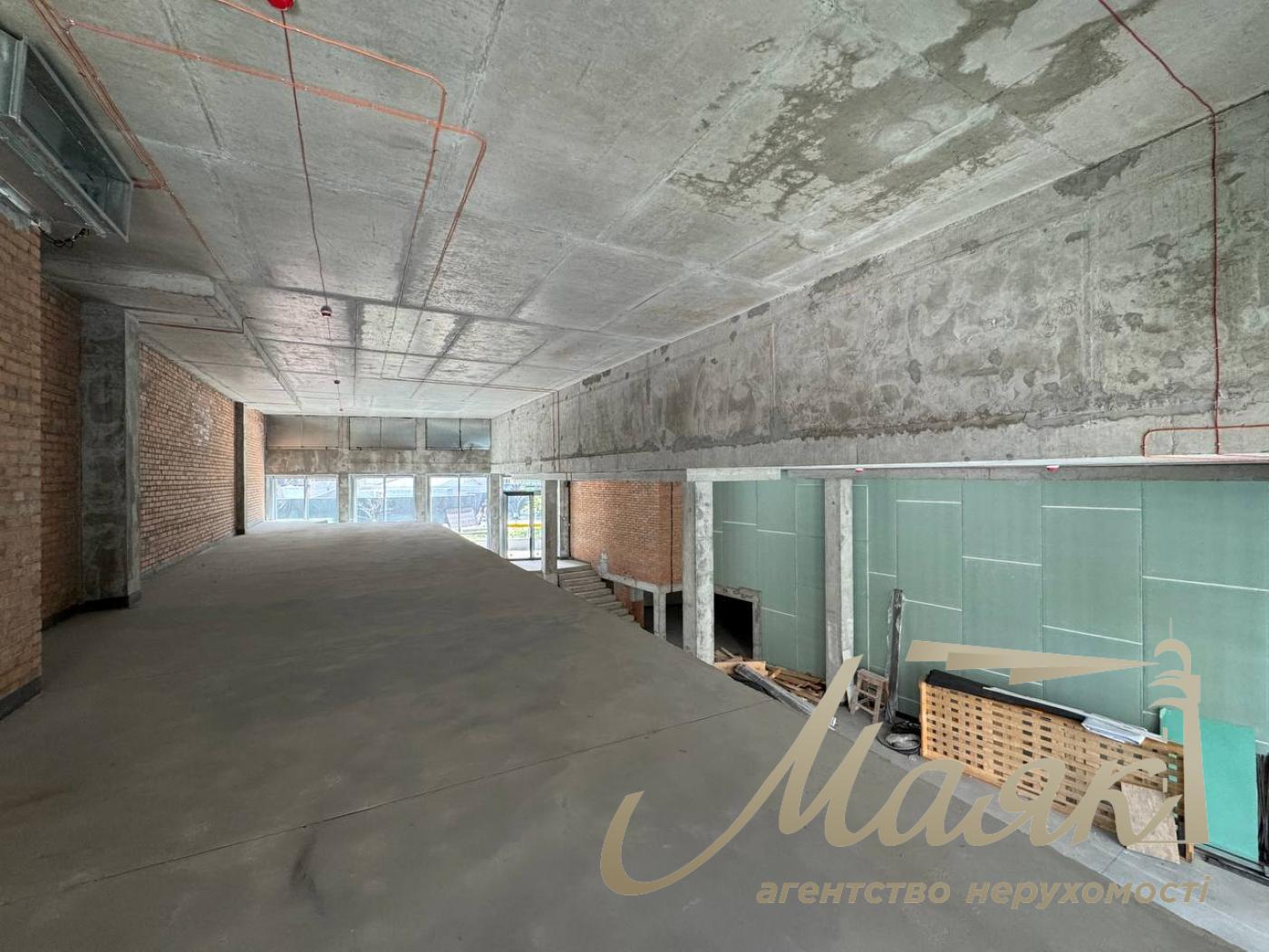 Оренда фасадного приміщення ЖК Трініті вул. Тютюнника,