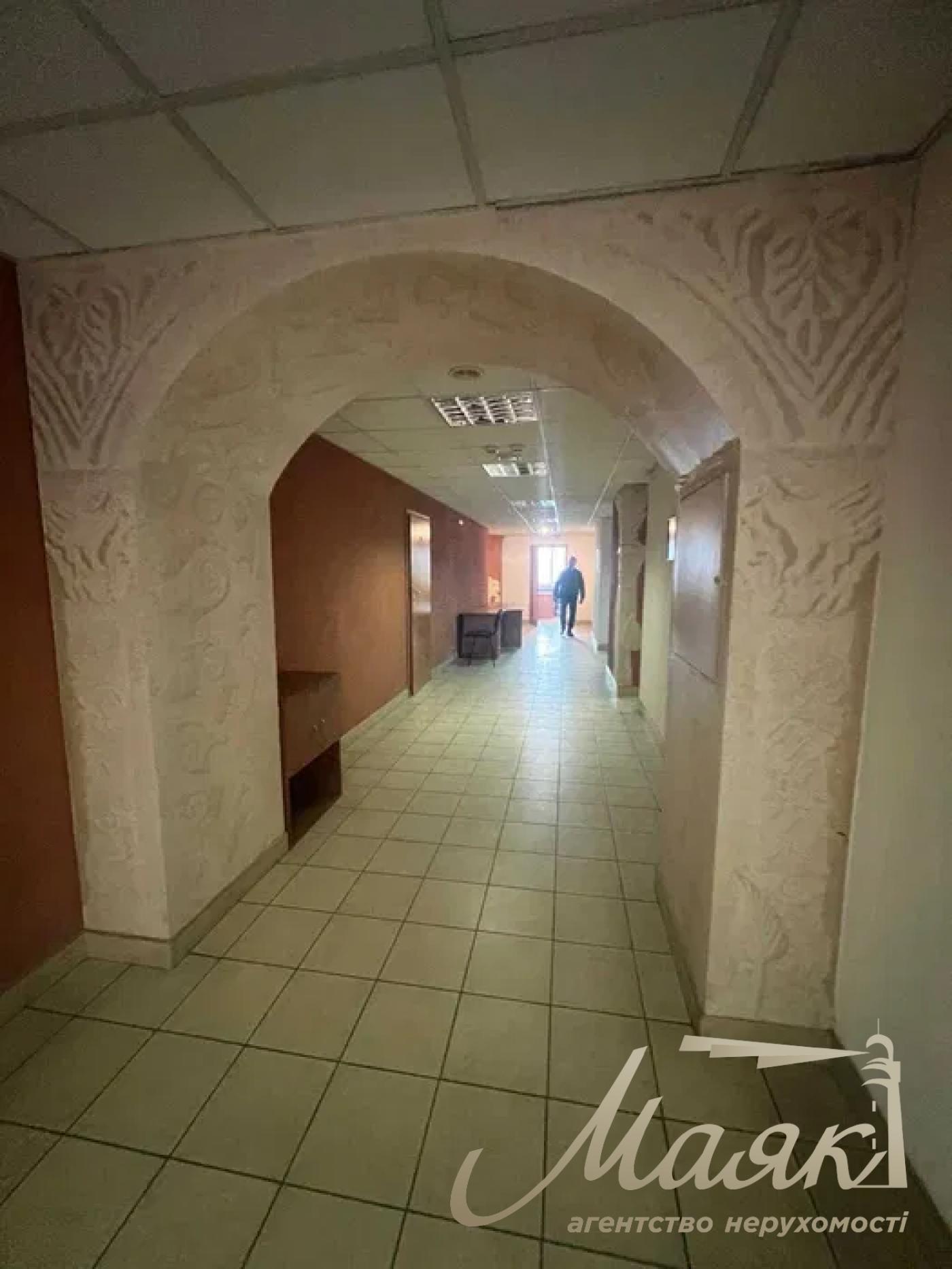 Оренда ОСЗ 5500м2 по вул.Міхнвоського 38, Звіринецька.