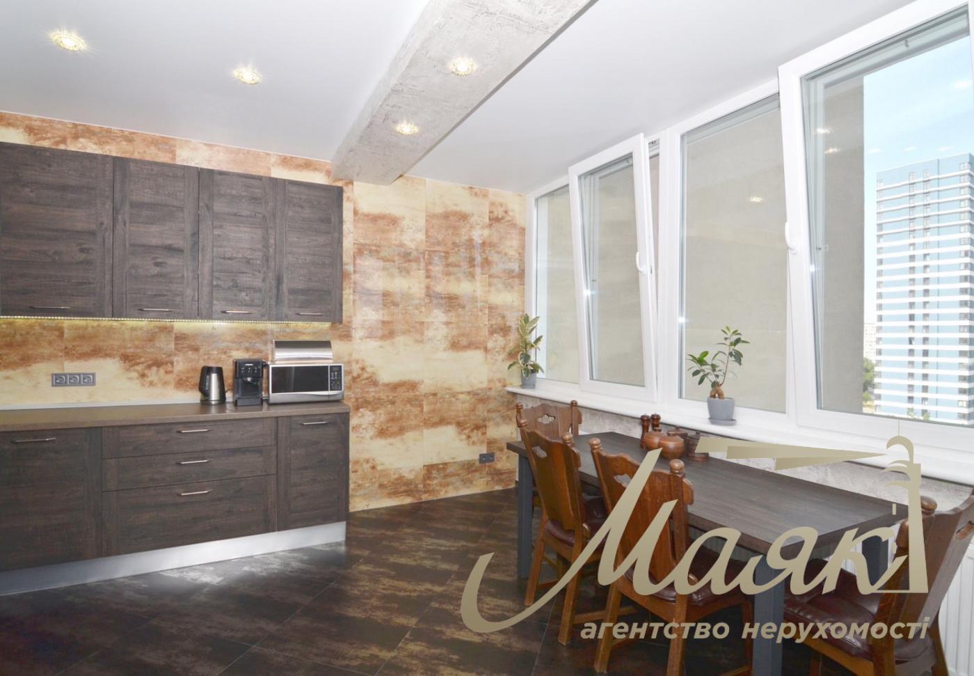 Продажа 4к квартиры ЖК Лазурный Блюз, ул. Туманяна, Русановка