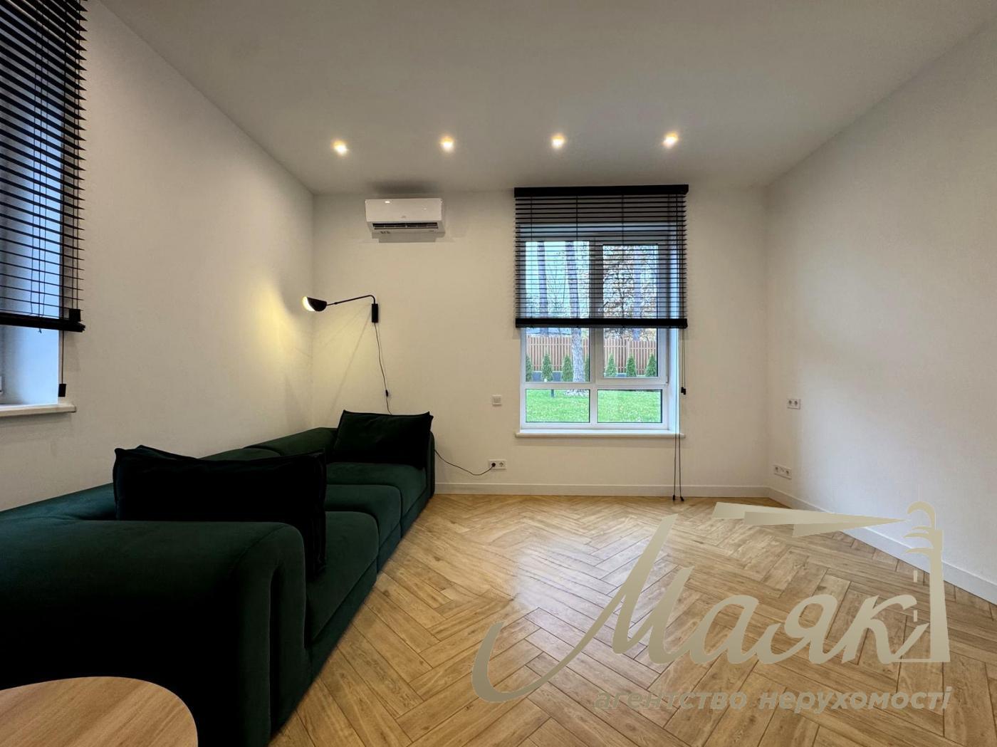 Оренда будинку 160 м² з повною автономністю та власним укриттям у с. Іванковичі