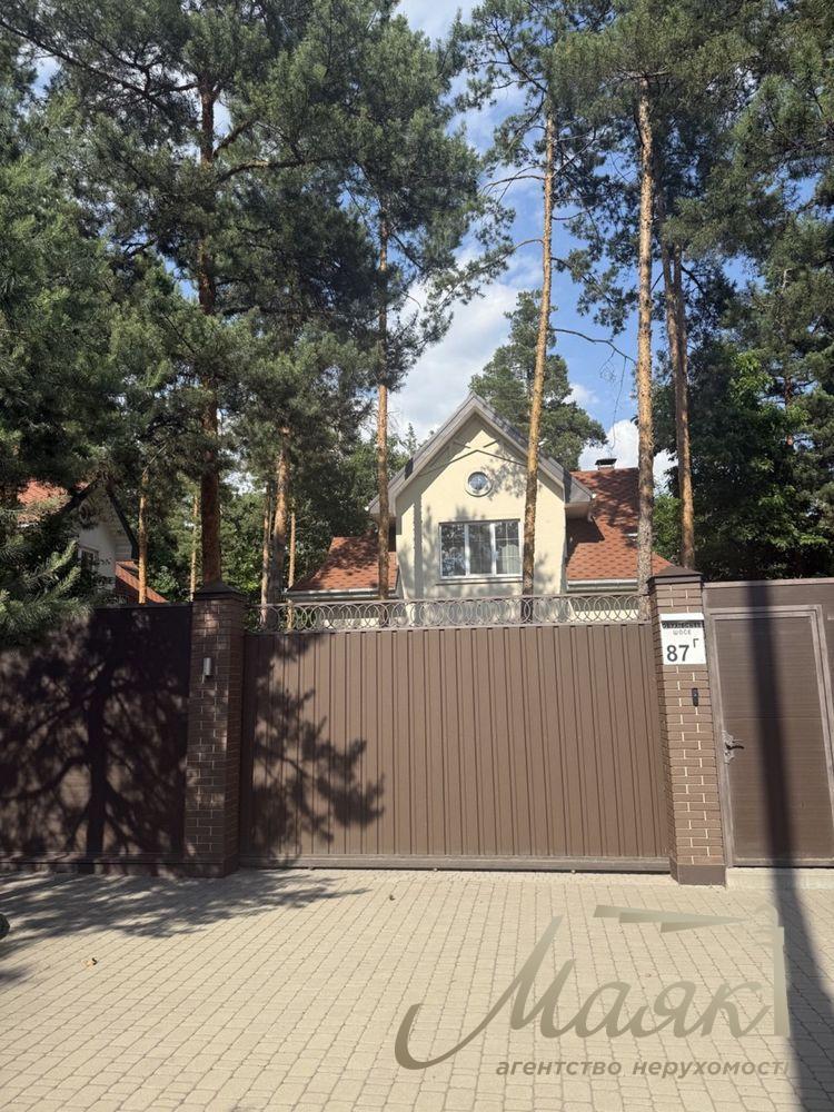 Продаж будинку в закритому КМ AlpenPark серед лісу