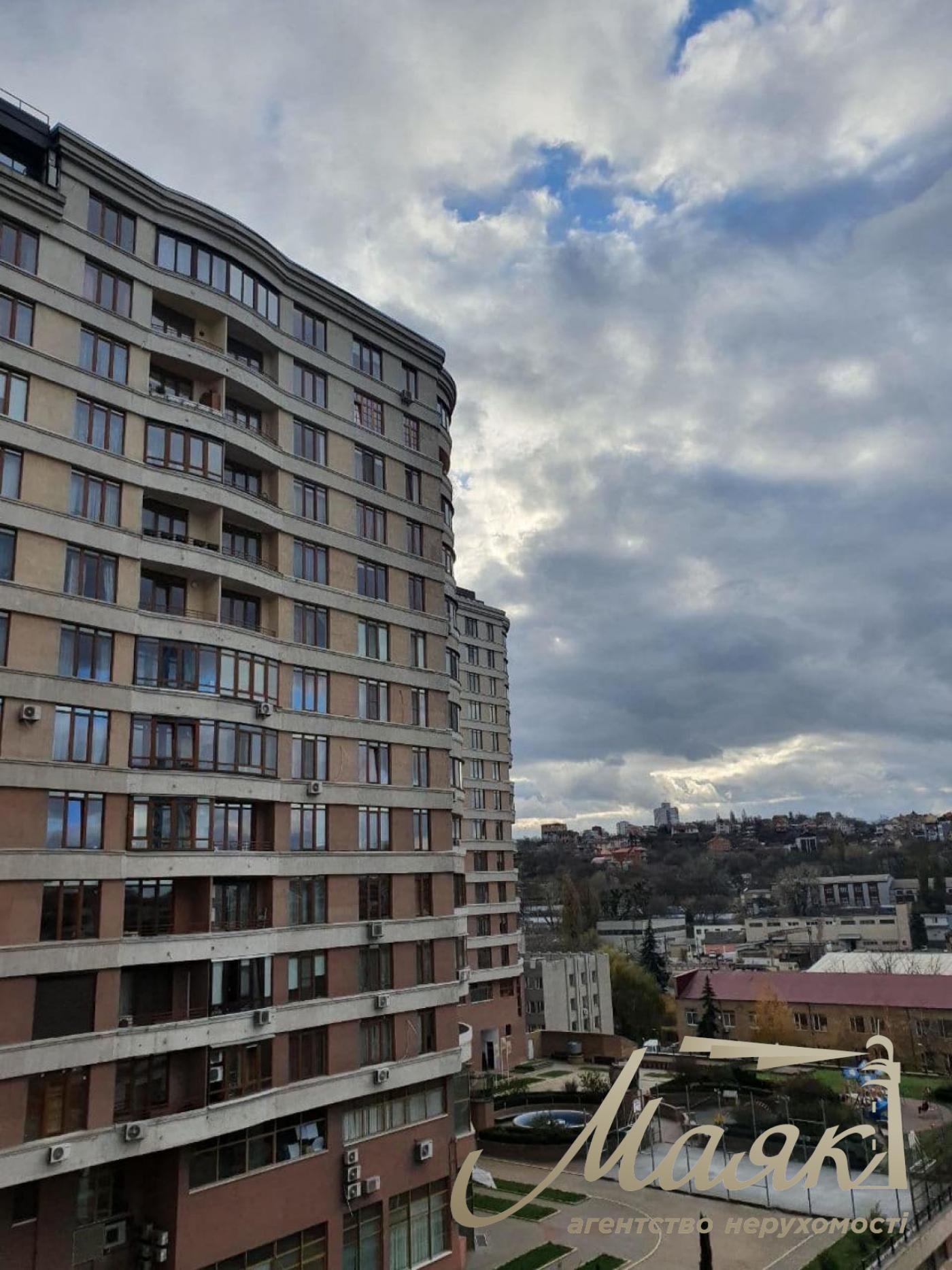 Продаж 4-х кімнатної квартири, 160 м2 у ЖК Diplomat Hall Дипломат Хол Жилянська