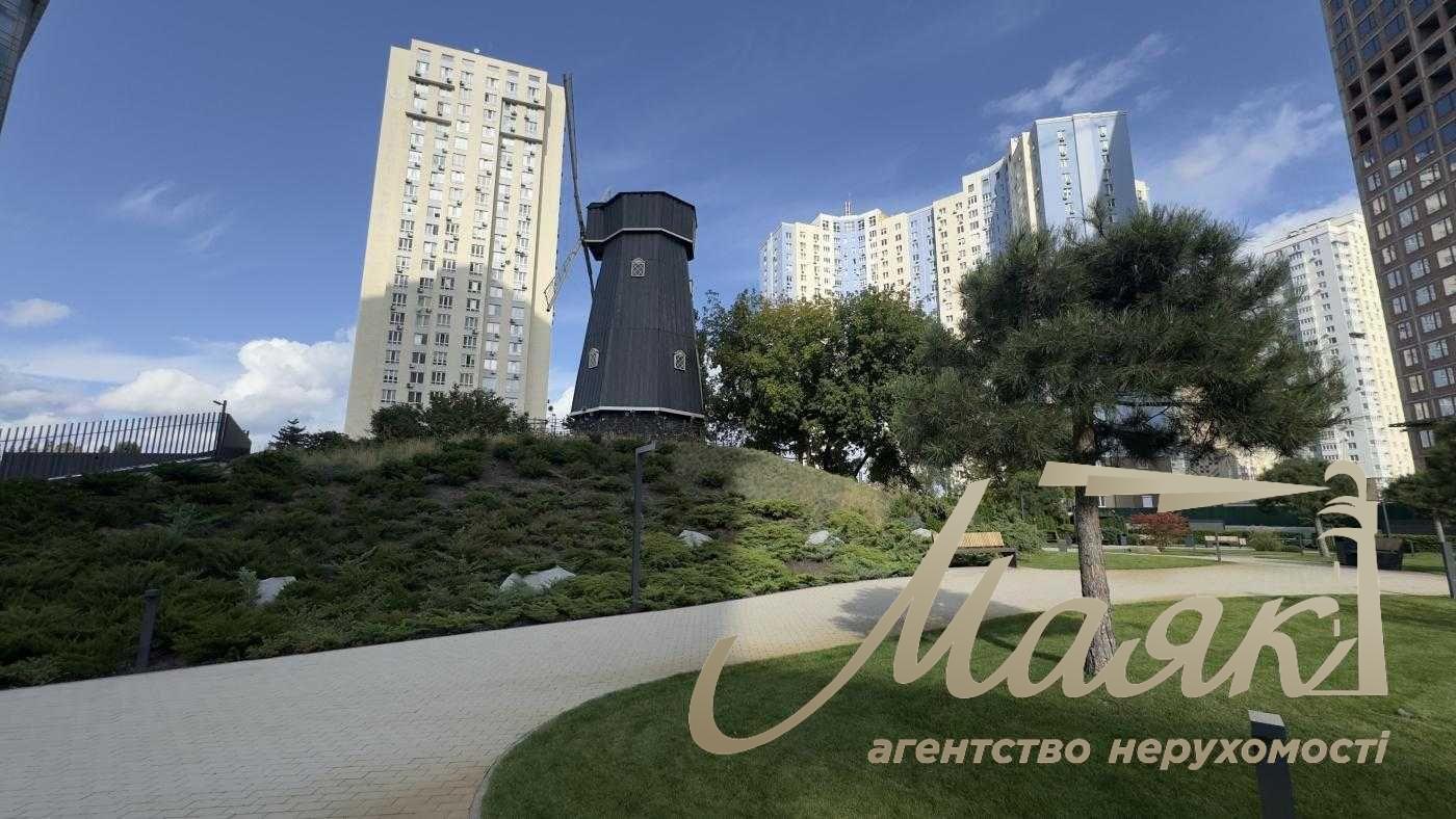 Продаж видової 2-кімнатної квартири 59 м2 у ЖК Метрополіс, Теремки